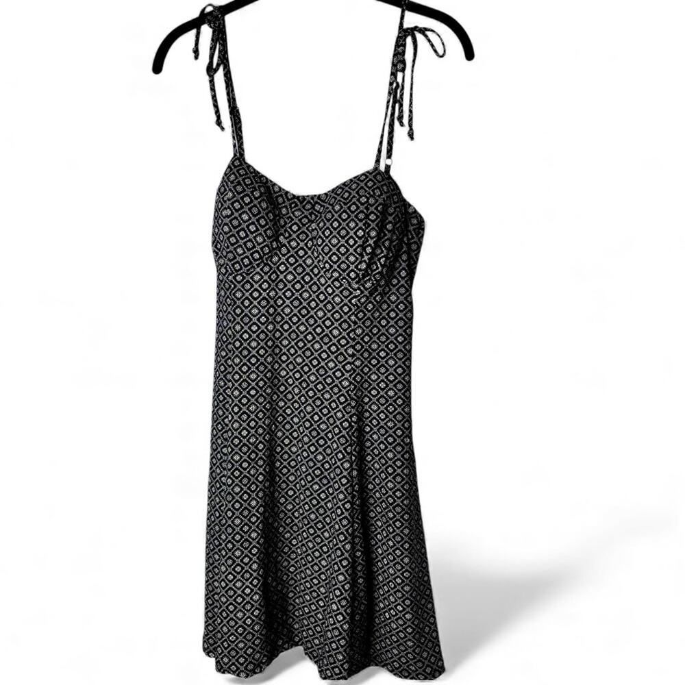 Lily Rose Geometric Black and White Mini Dress Large